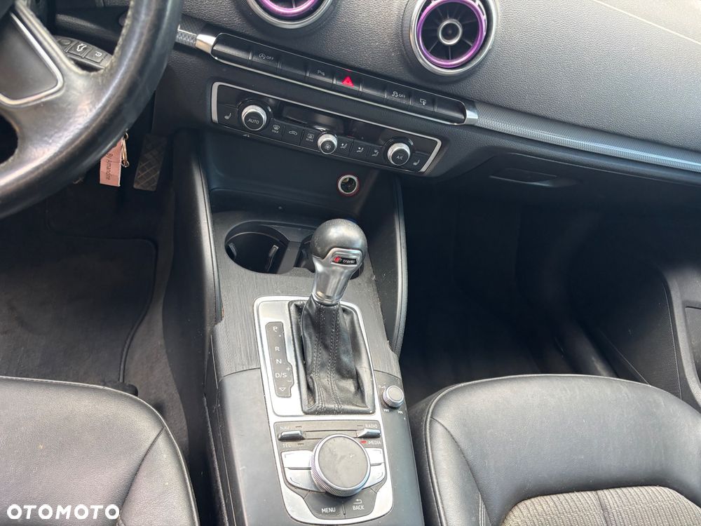 Audi A3 Sportback - 21
