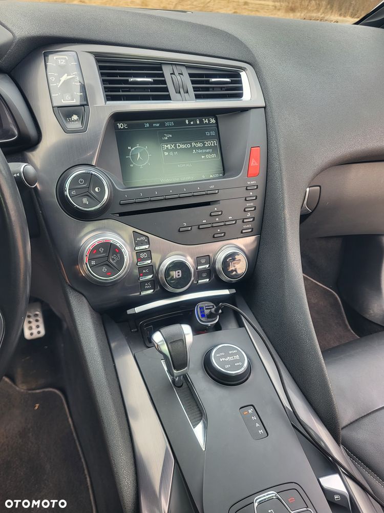 Citroën DS5 2.0 HDi Hybrid4 SoChic MCP - 31