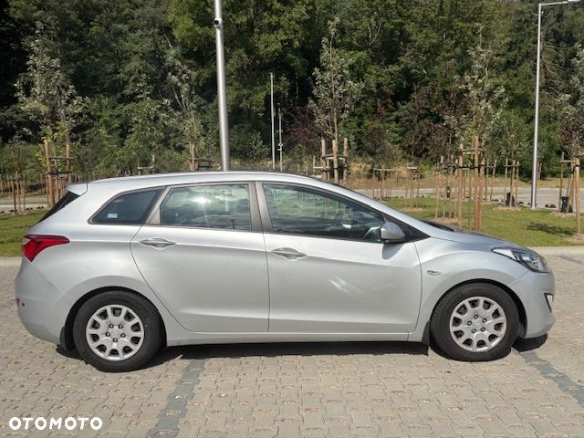 Hyundai i30 1.6 CRDi Classic - 3