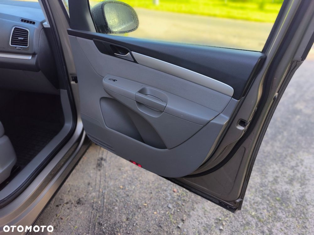 Seat Alhambra 2.0 TDI Start & Stop 4Kids - 34