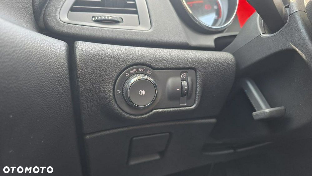 Opel Astra - 17