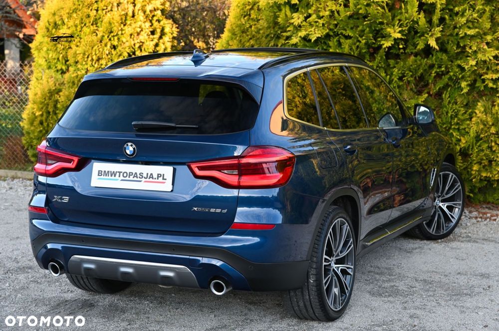 BMW X3 xDrive25d Luxury Line - 7