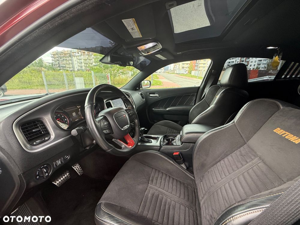 Dodge Charger 5.7 R/T Daytona - 11