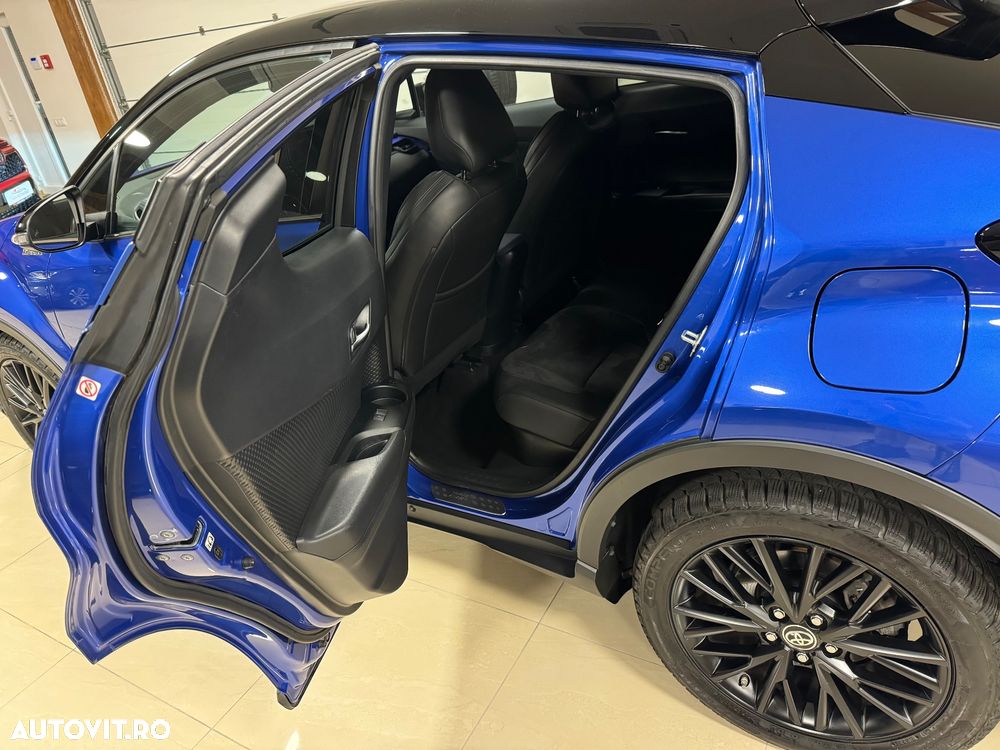 Toyota C-HR 2.0 Hybrid Team Deutschland - 10