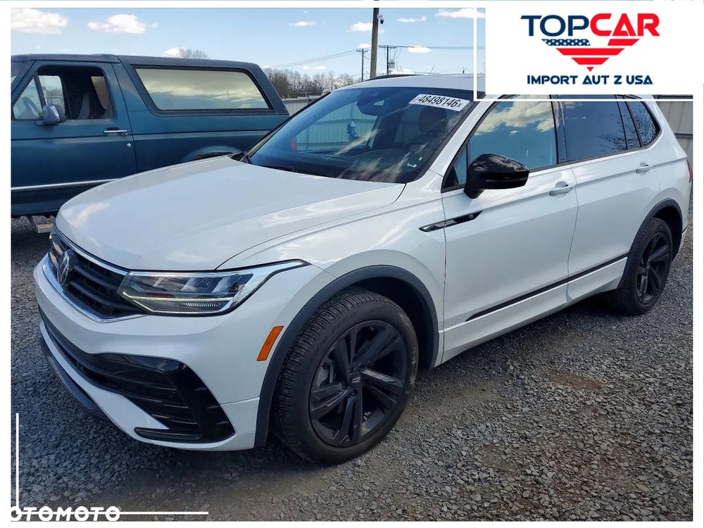Volkswagen Tiguan - 1