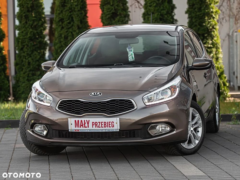 Kia Ceed 1.6 GDI Platinum Edition - 5