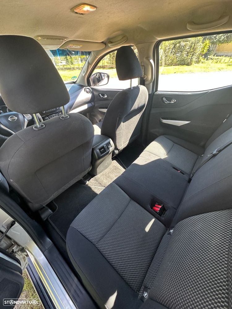 Nissan Navara 2.3 dCi CD 4WD Acenta - 12