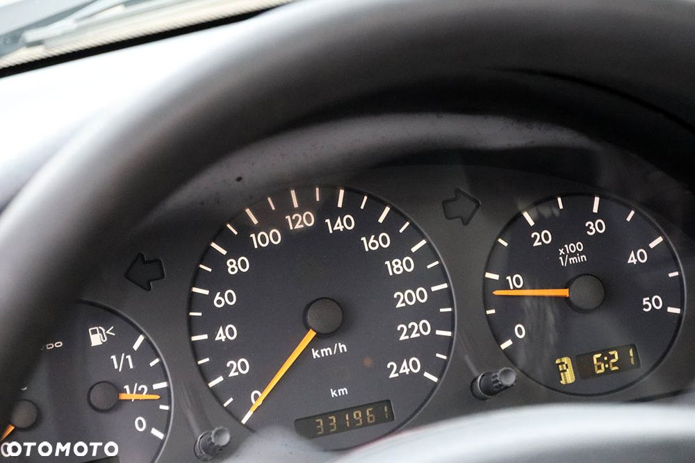 Mercedes-Benz ML - 31