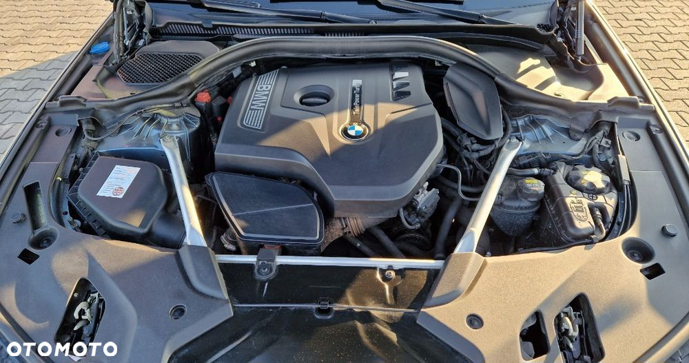 BMW Seria 5 530i xDrive M Sport sport - 20