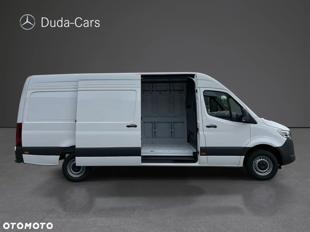Mercedes-Benz Sprinter - 4