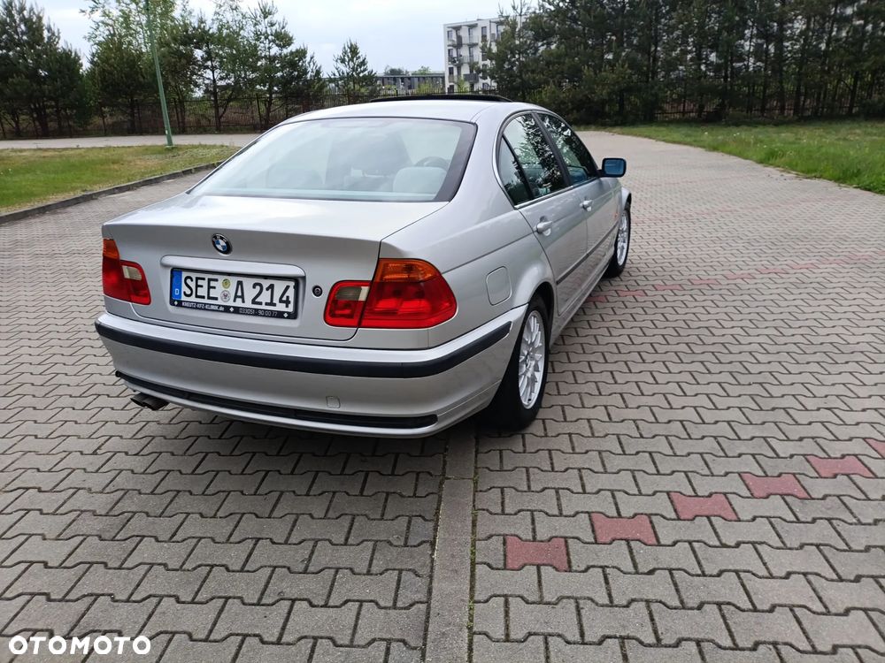 BMW Seria 3 - 10