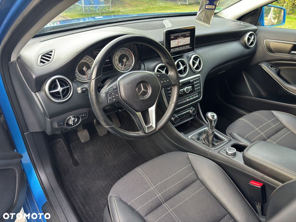 Mercedes-Benz Klasa A 200 (BlueEFFICIENCY) Urban - 21