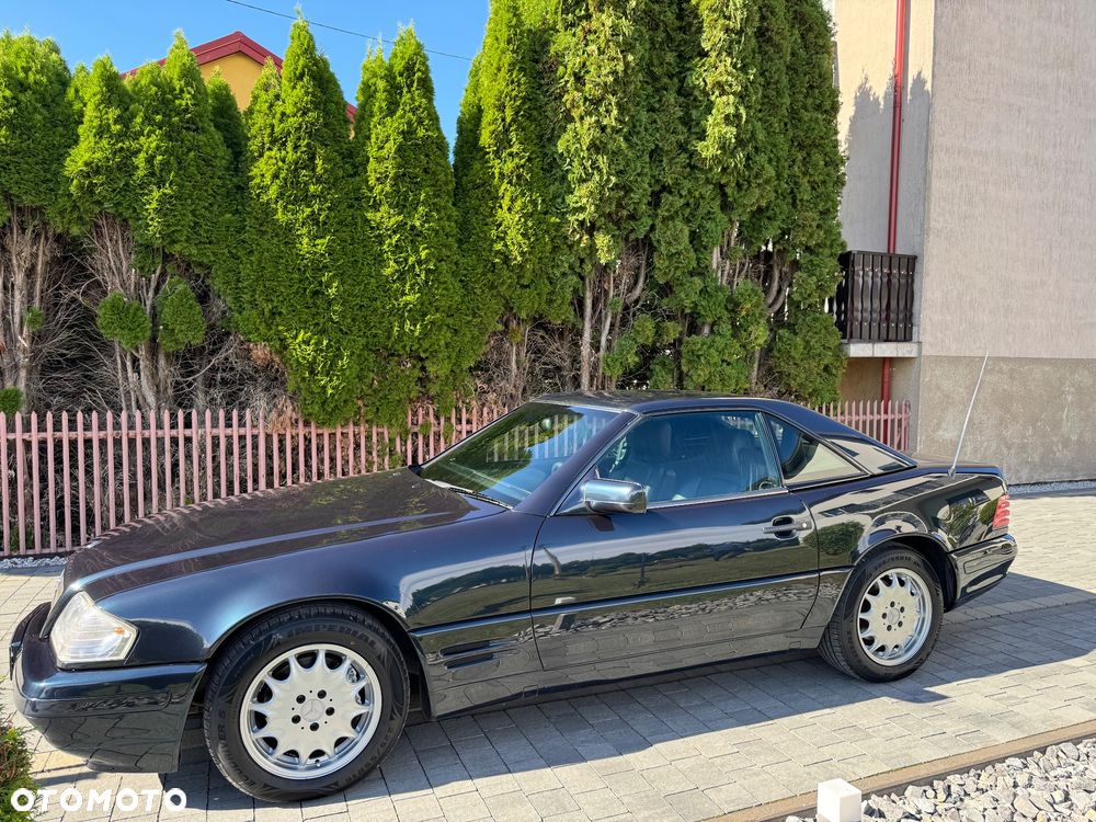 Mercedes-Benz SL - 1