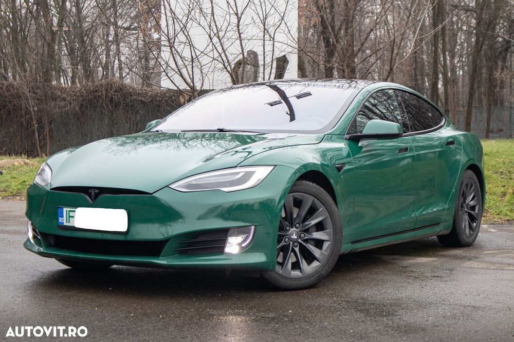 Tesla Model S - 13