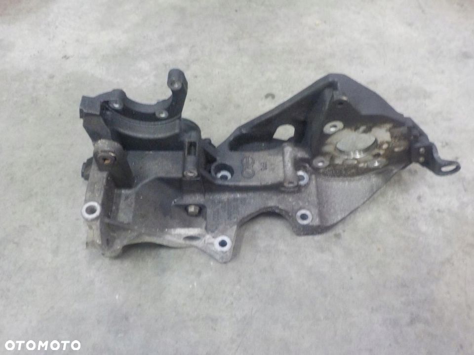 VW T5 2.0 TDI ŁAPA UCHWYT SILNIKA 03L903143C - 2