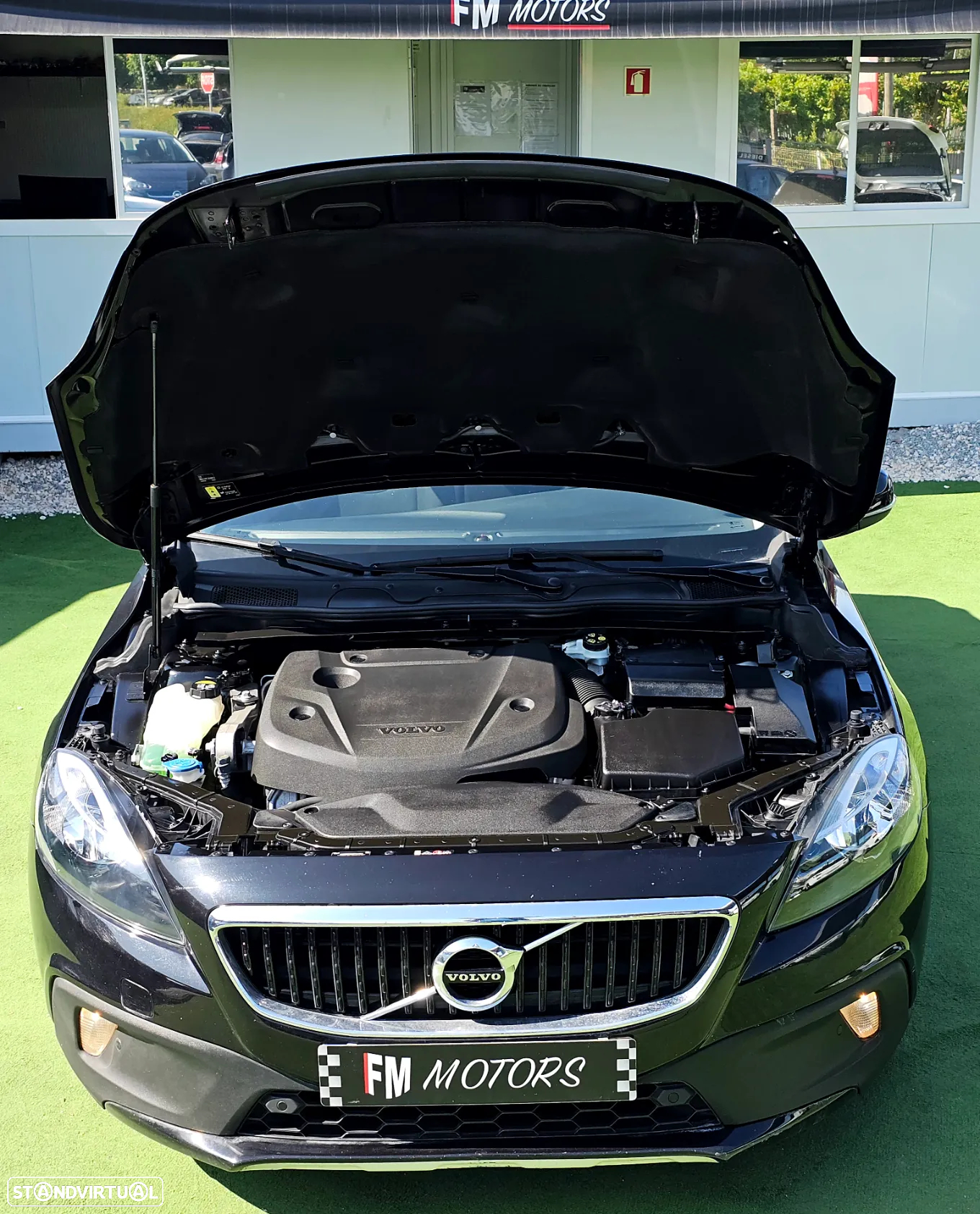 Volvo V40 Cross Country 2.0 D3 Kinetic - 43