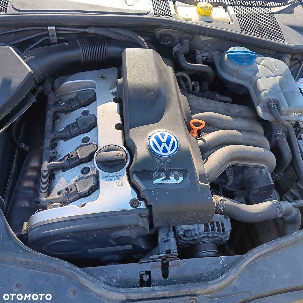 Volkswagen Passat - 8