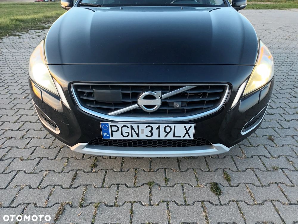 Volvo S60 2.0T R-Design - 8