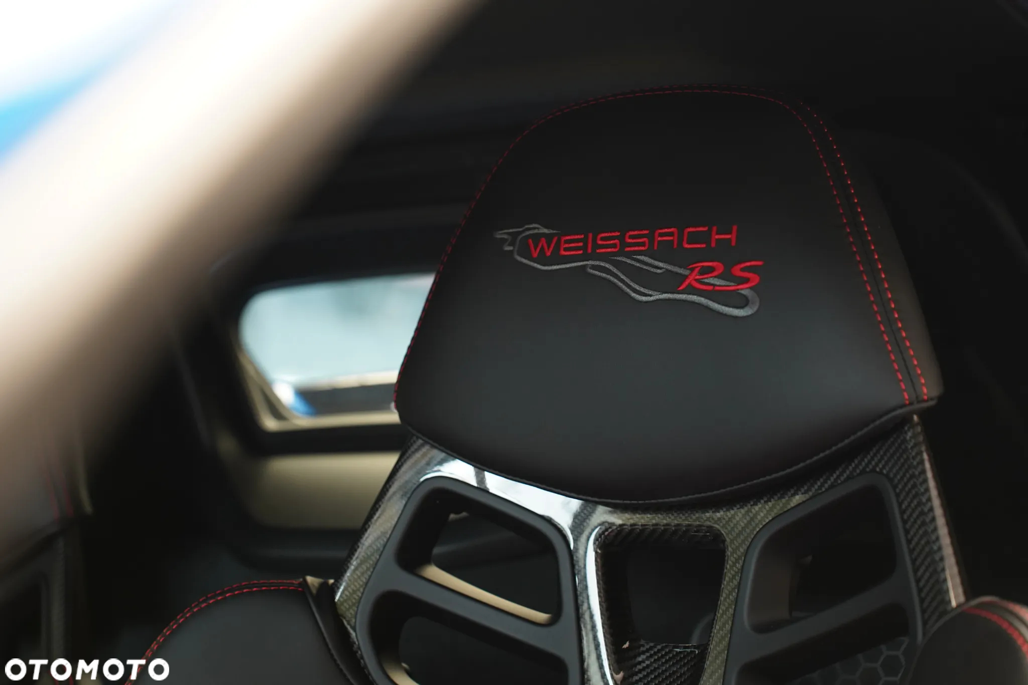 Porsche 718 Spyder - 17