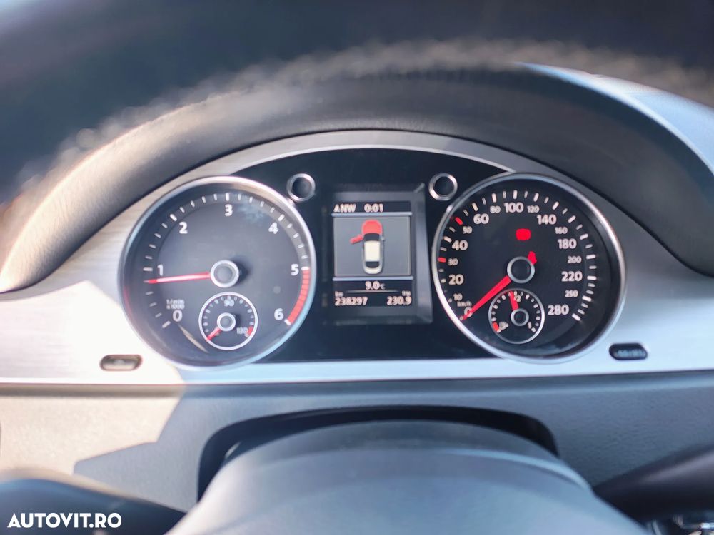 Volkswagen Passat 2.0 TDI BlueMotion Technology Exclusive - 13