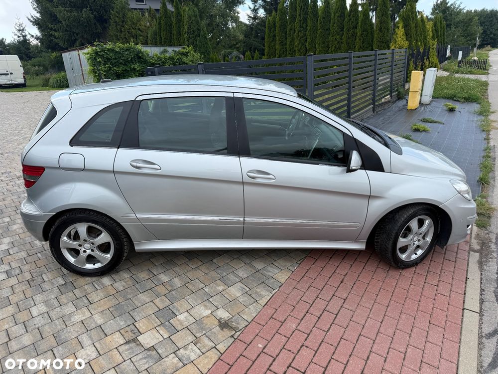Mercedes-Benz Klasa B 170 Autotronic Special Edition - 4