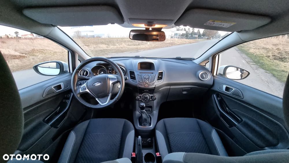 Ford Fiesta - 15
