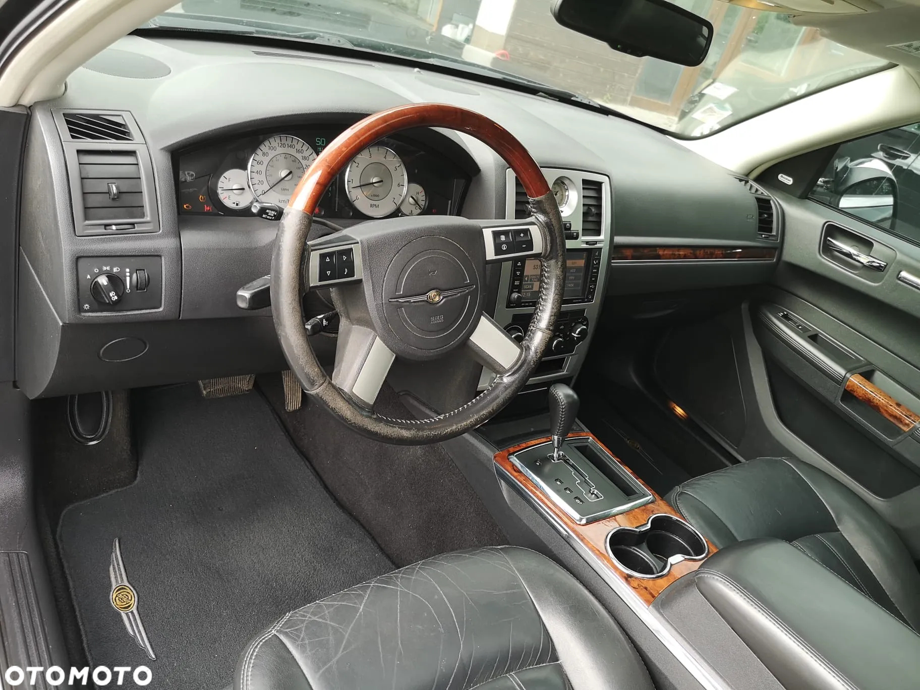 Chrysler 300C 3.0 V6 CRD - 31