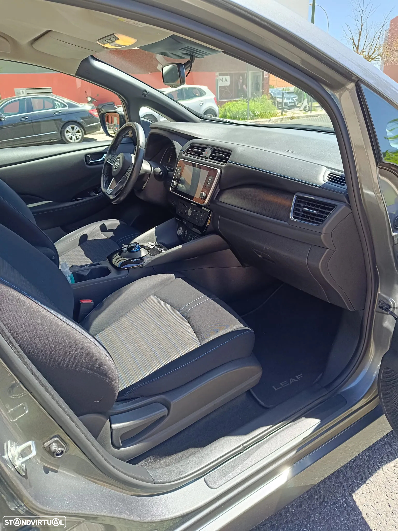 Nissan Leaf Tekna - 10