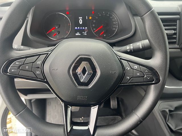 Renault TRAFIC 2.0 lONGA 130cv COM GPS - 13
