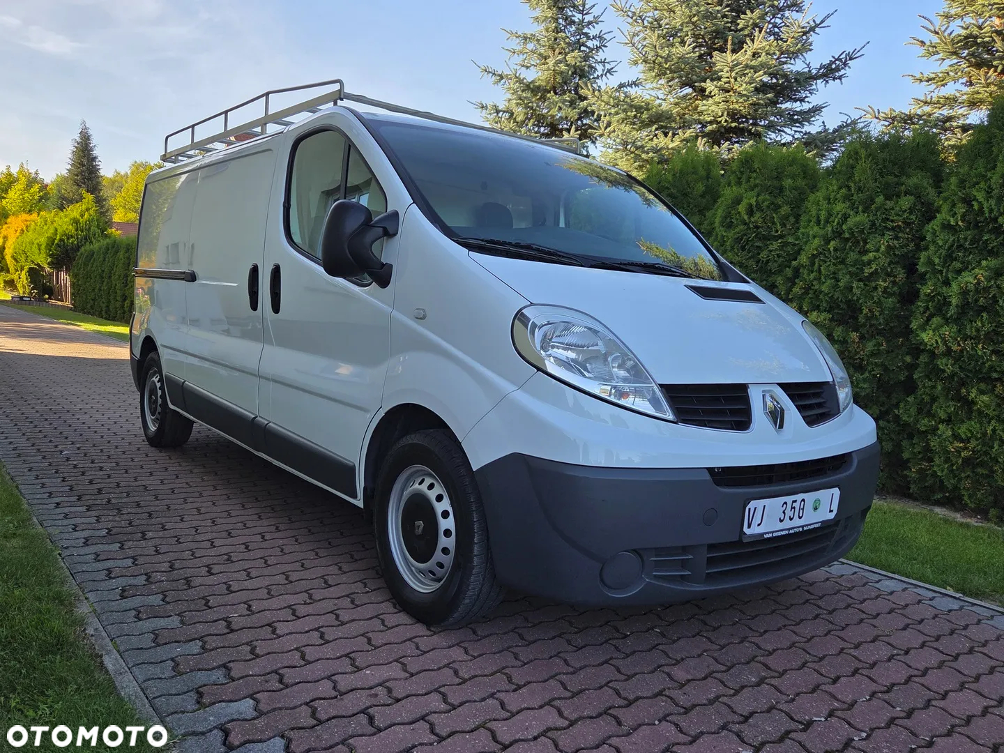 Renault Trafic - 12