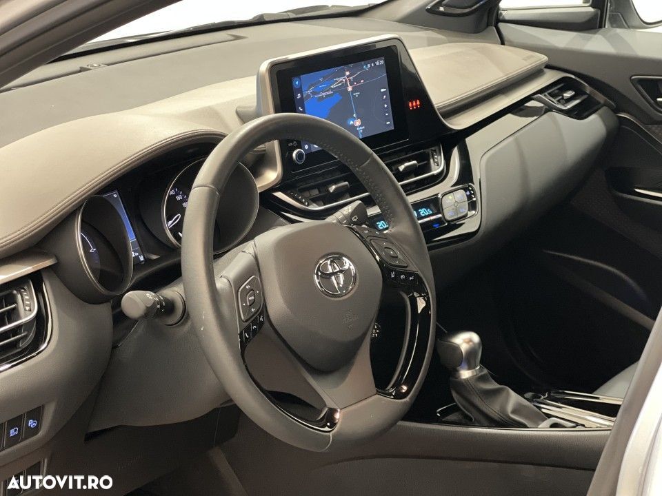 Toyota C-HR - 4
