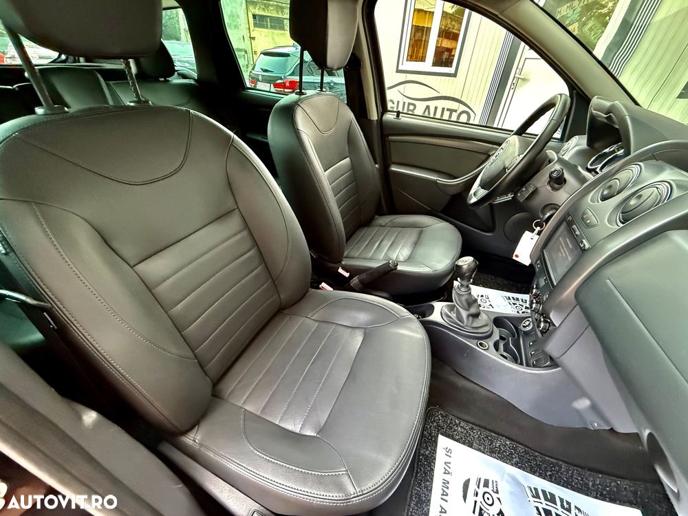 Dacia Duster 1.2 TCe 4x4 Laureate - 6