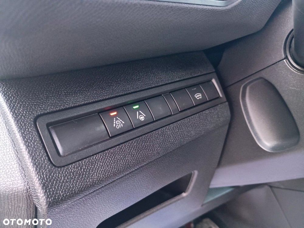 Peugeot 5008 2.0 BlueHDi GT S&S EAT8 - 23