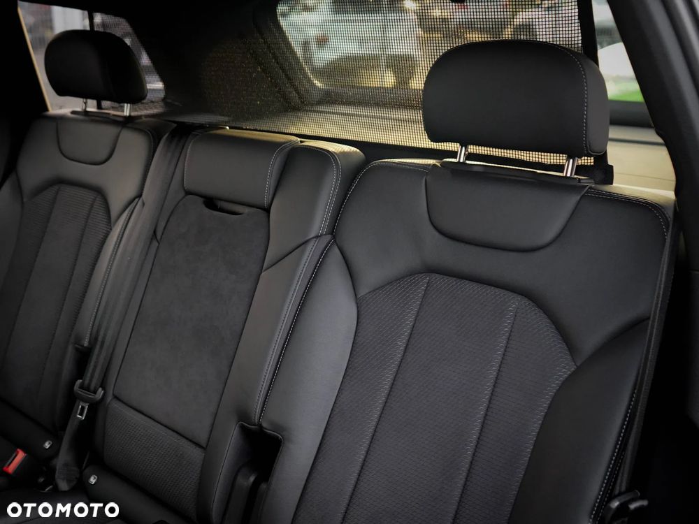 Audi Q7 50 TDI mHEV Quattro S Line Tiptr - 33