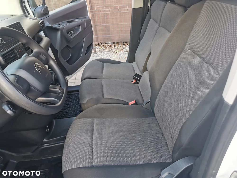 Citroën BERLINGO - 19