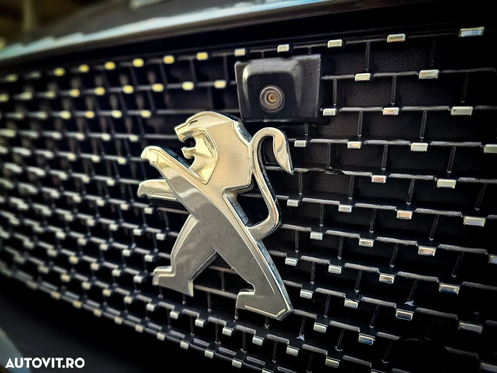 Peugeot 3008 PHEV 300 EAT8 4X4 GT - 39