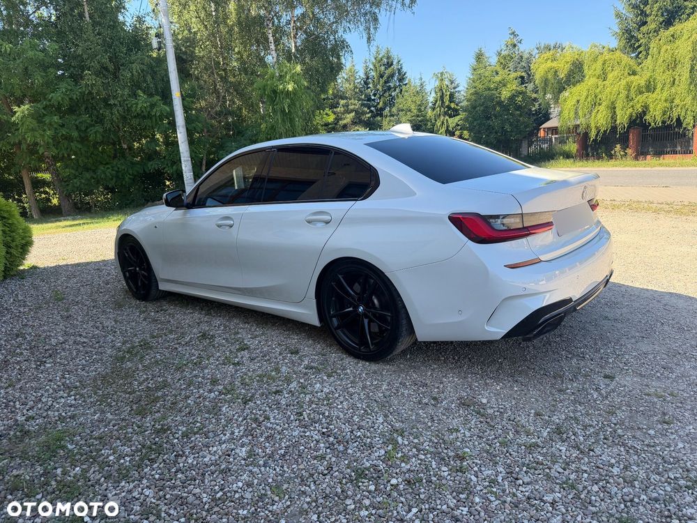 BMW Seria 3 330d M Sport - 5