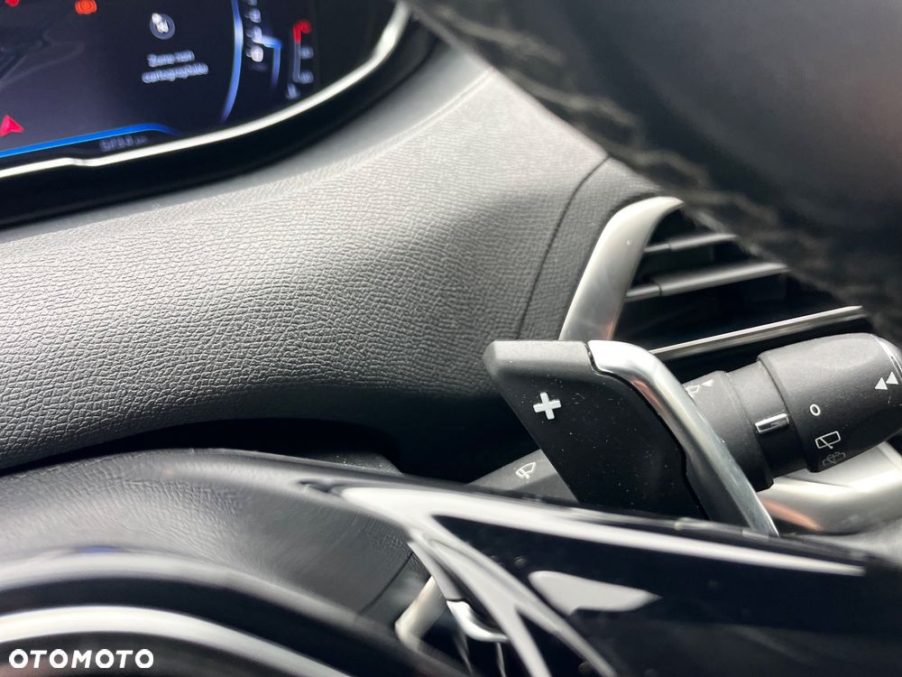 Peugeot 3008 - 19