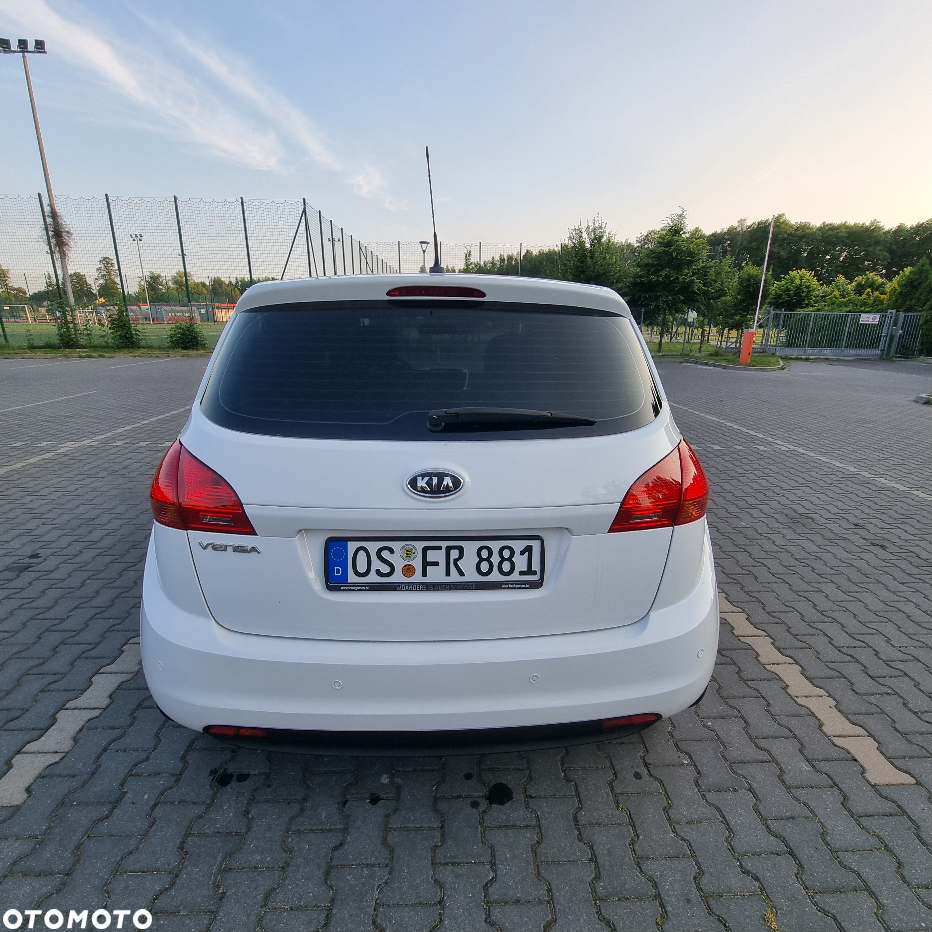 Kia Venga 1.4 CVVT Business Line - 6
