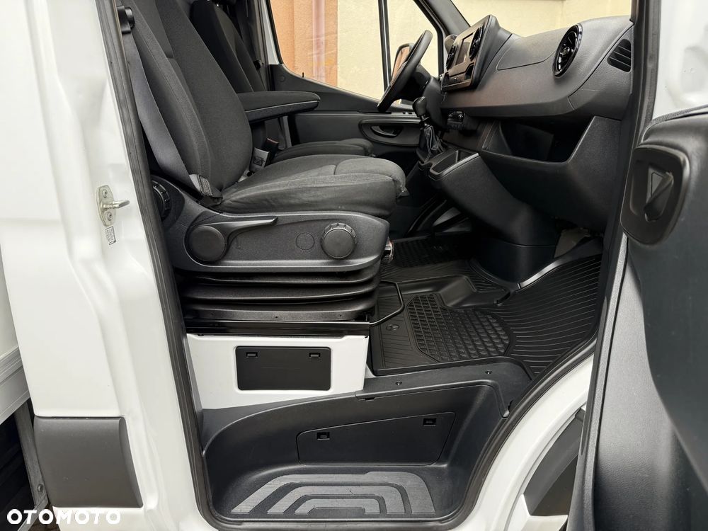 Mercedes-Benz Sprinter 316 Izoterma - 32