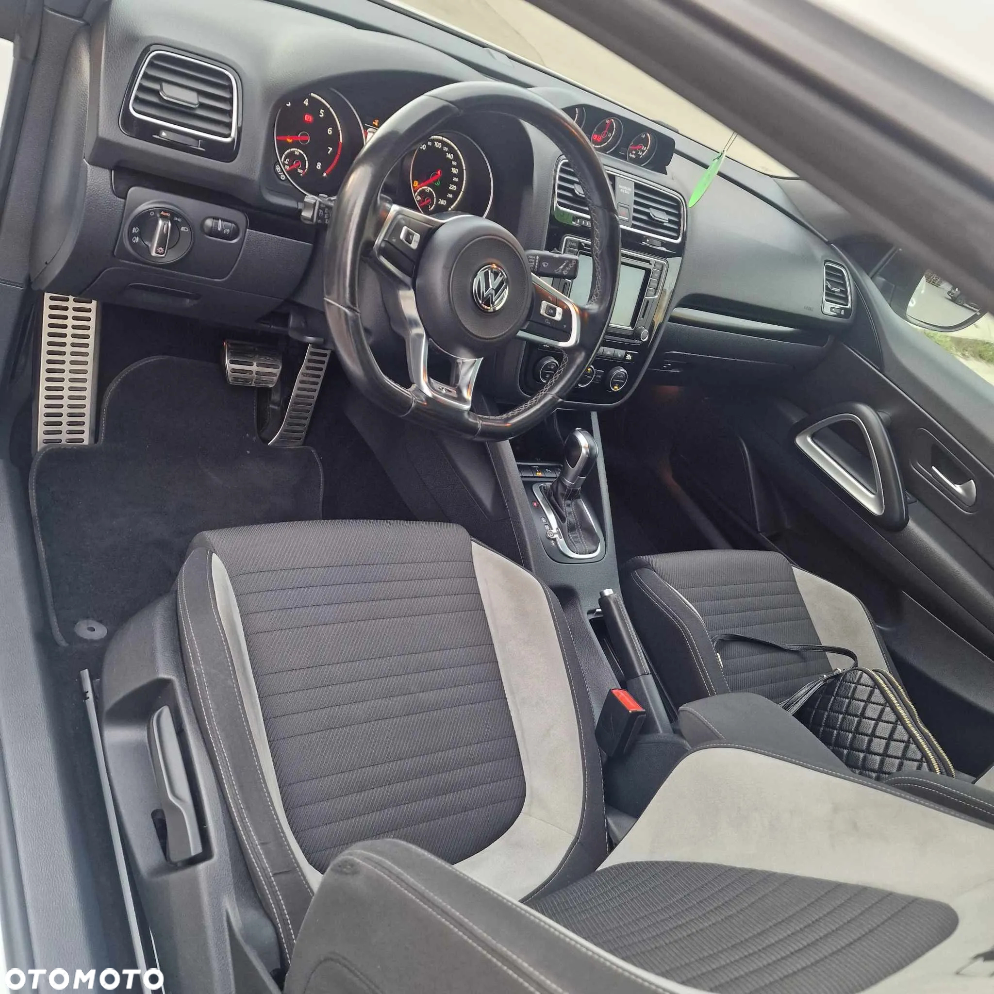 Volkswagen Scirocco 2.0 TSI BMT Perfectline R-Style DSG - 8