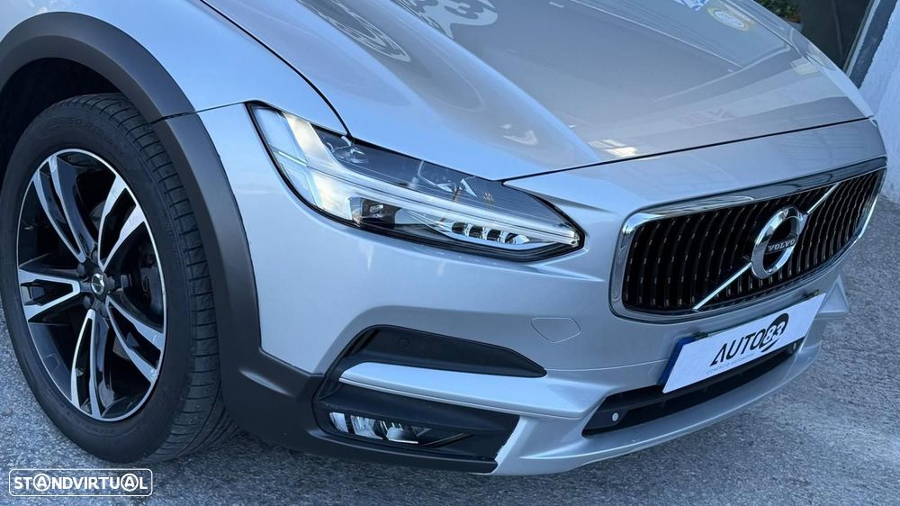 Volvo V90 Cross Country 2.0 D4 AWD - 2