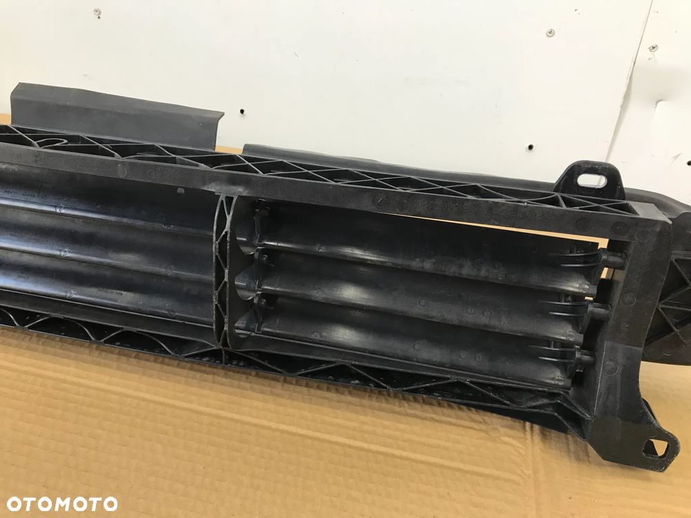 Żaluzja Audi e-tron 4KE121223 wlot kierownica powietrza - 9