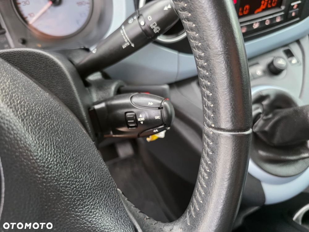 Citroën Berlingo Multispace HDi 115 FAP Exclusive - 24