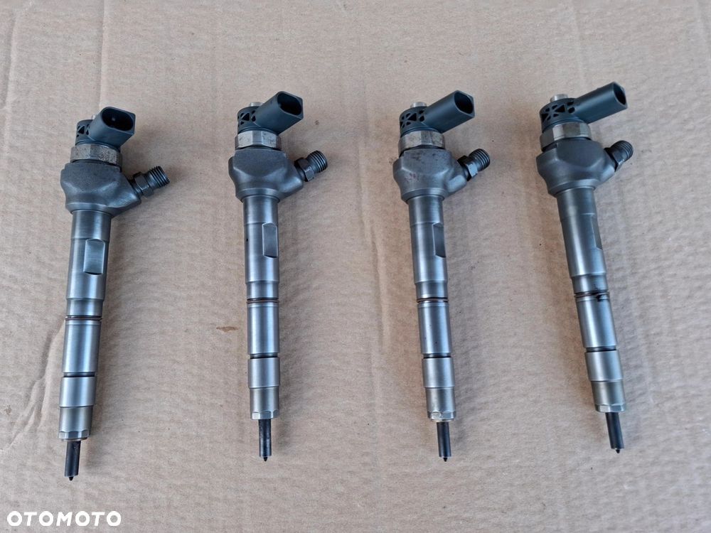 WTRYSK 2.0 TDI 04L130277E SKODA OCTAVIA III - 1