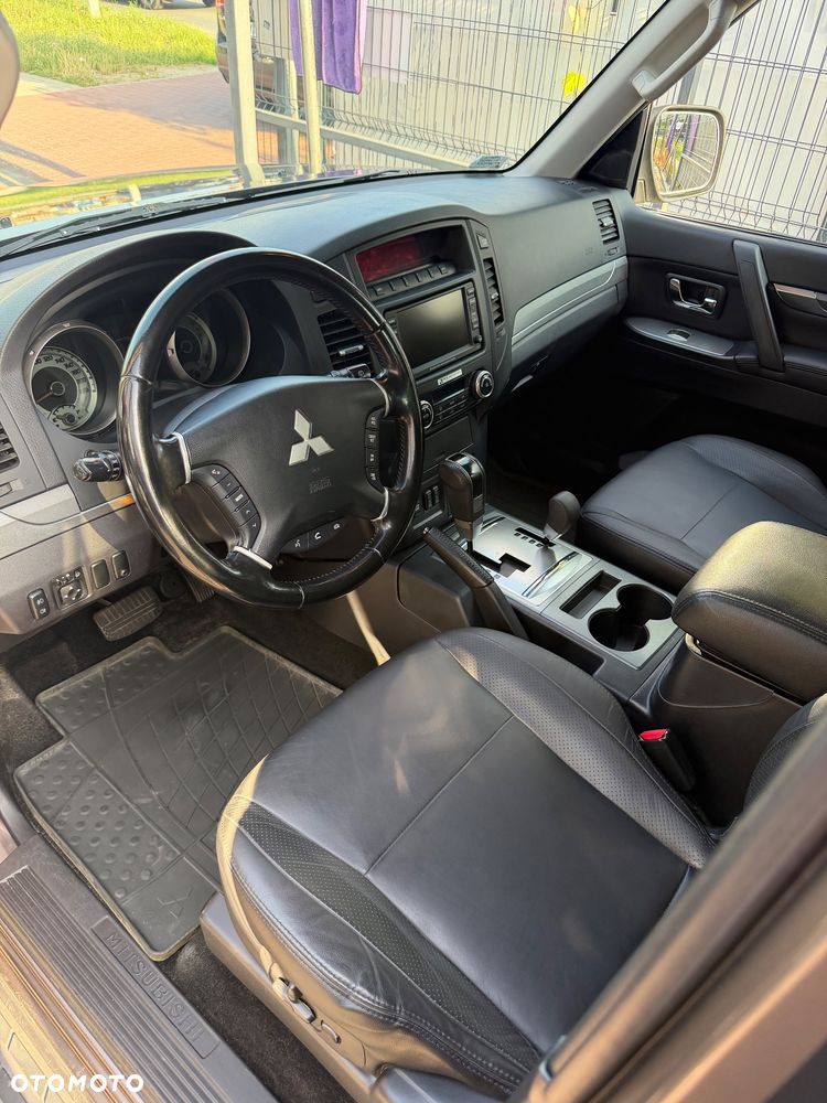 Mitsubishi Pajero 3.2 DID Intense + - 6