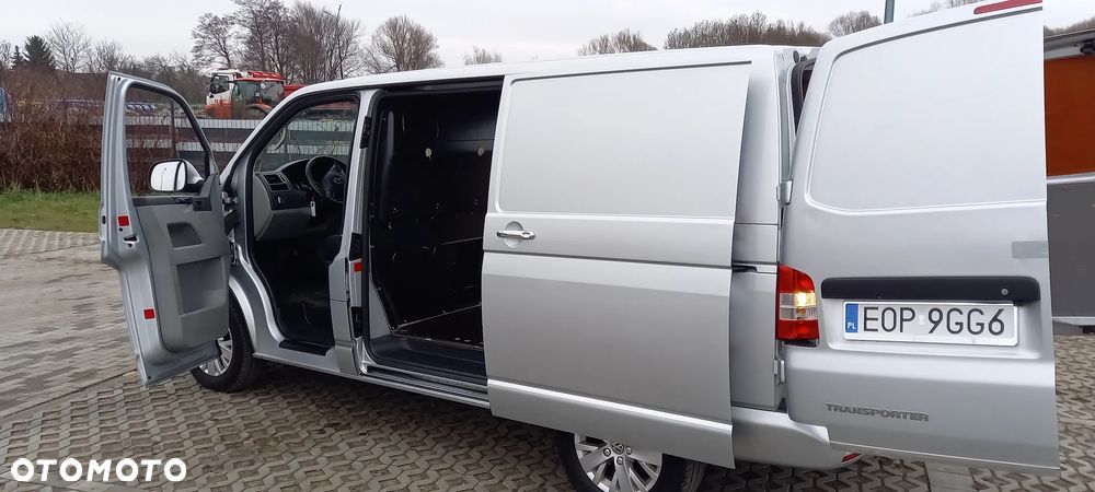 Volkswagen Transporter T5 - 13