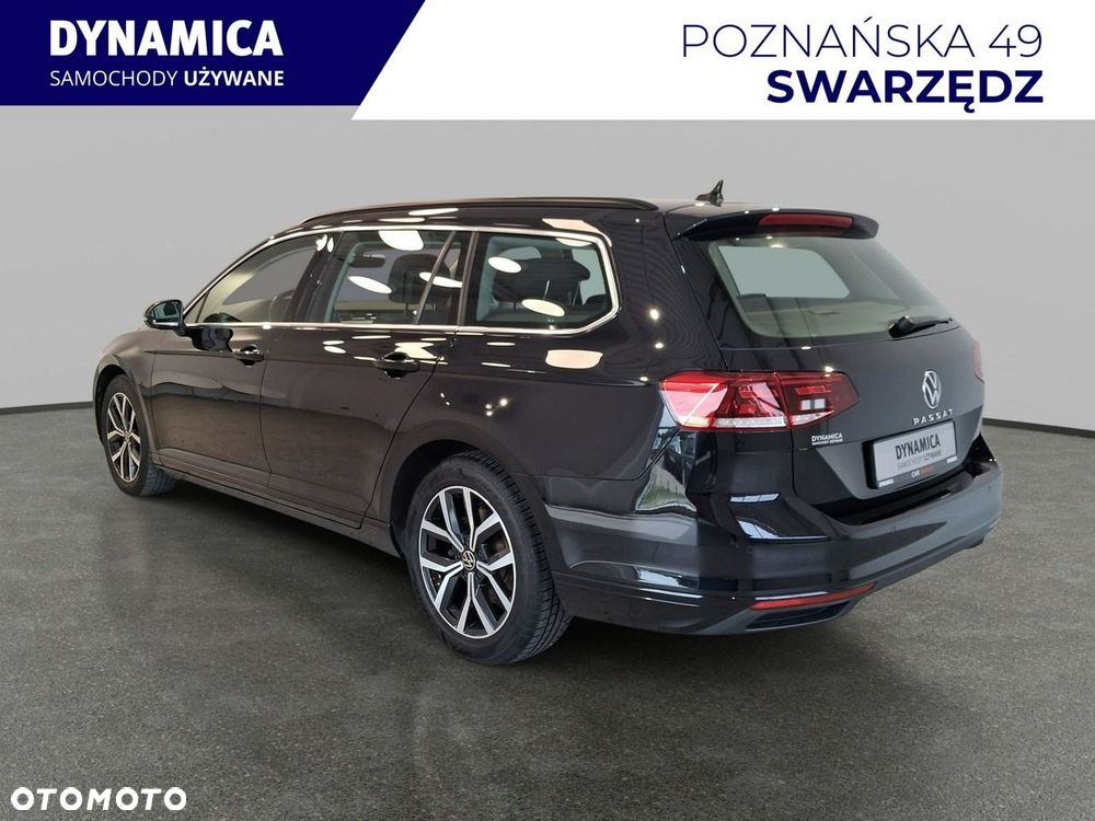 Volkswagen Passat Variant - 7