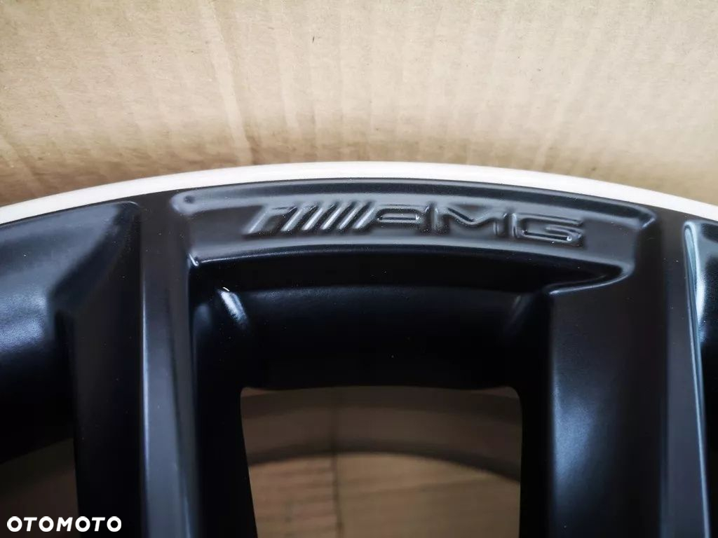 MERCEDES E-KLASA 213 pakiet AMG 20'' - 9