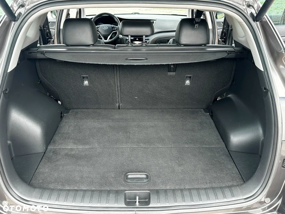 Hyundai Tucson - 36